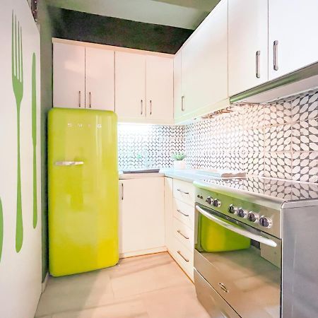 Loft 1 Bedroom Apartment In The Heart Of Athena Bagian luar foto
