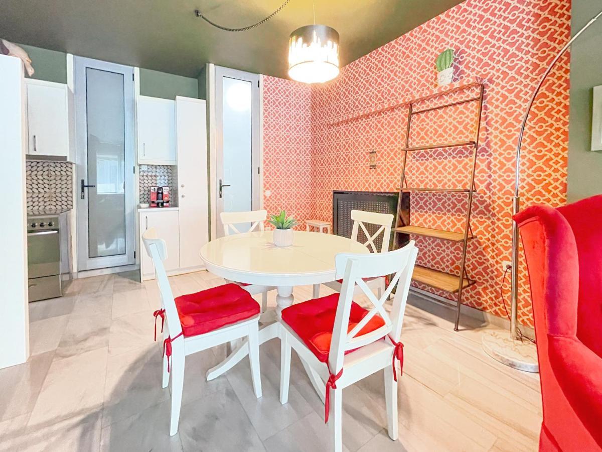 Loft 1 Bedroom Apartment In The Heart Of Athena Bagian luar foto