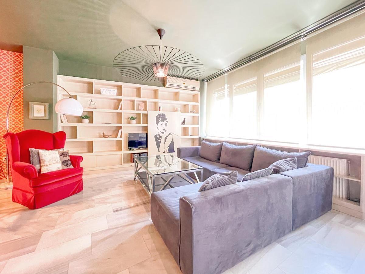 Loft 1 Bedroom Apartment In The Heart Of Athena Bagian luar foto