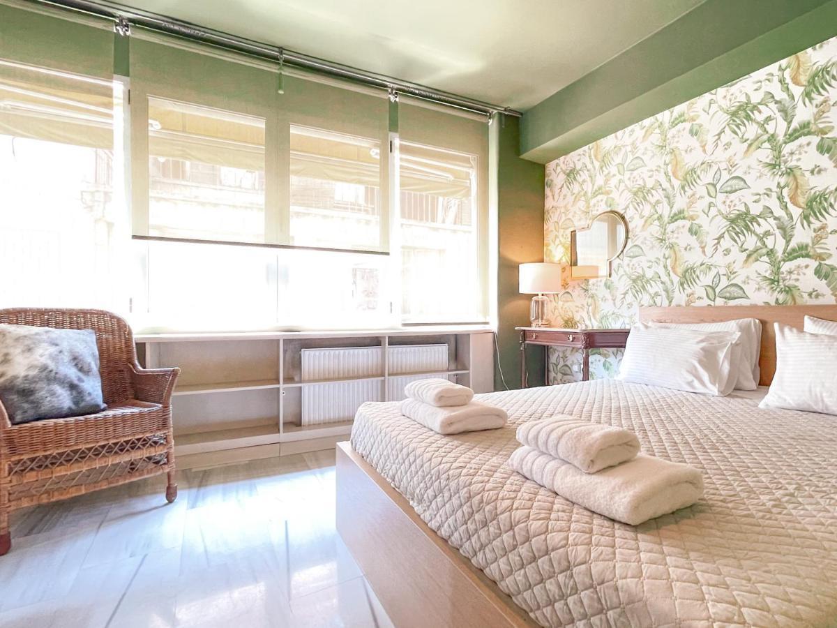 Loft 1 Bedroom Apartment In The Heart Of Athena Bagian luar foto